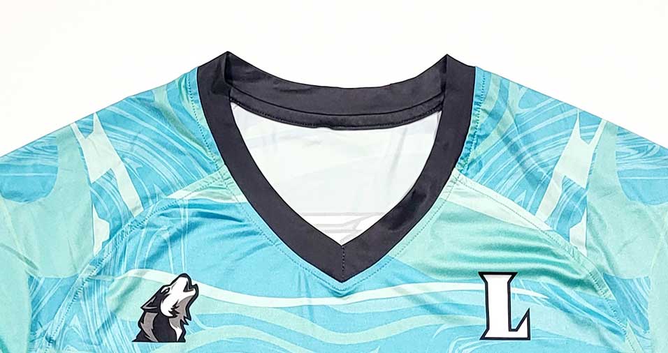 V-Neck collar example
